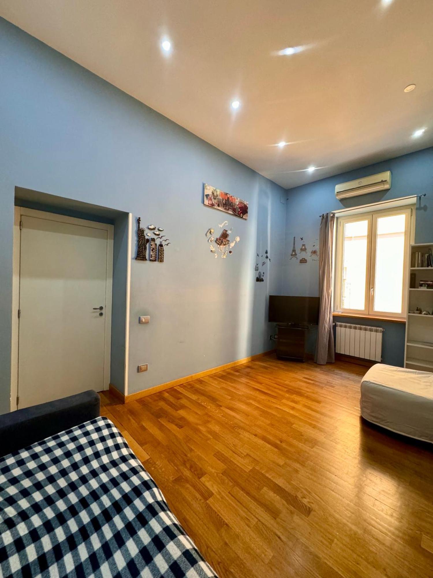 Luisa * Napoli